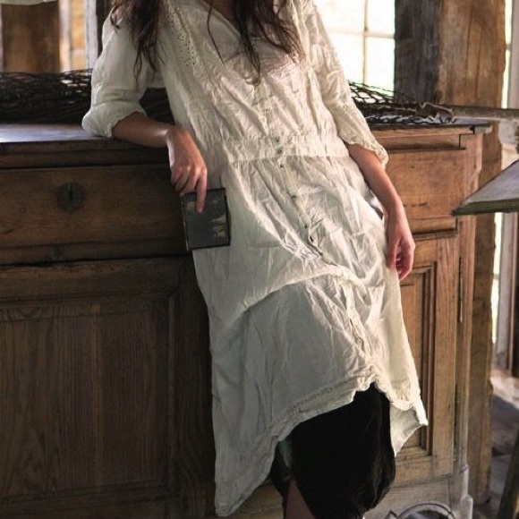 ISO LOOKING FOR Magnolia Pearl Maelee dress - Picture 2 of 2